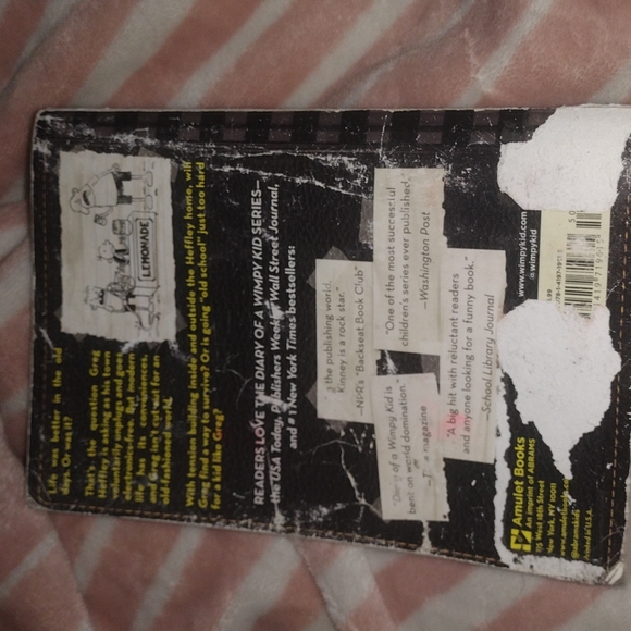 Diary of a wimpy kid old school -jeff kinney - Picture 2 of 2